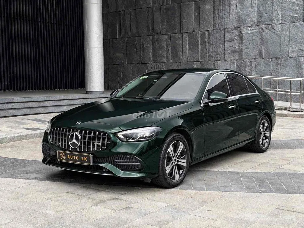 Mercedes-Benz C-Class 2022 photo 3