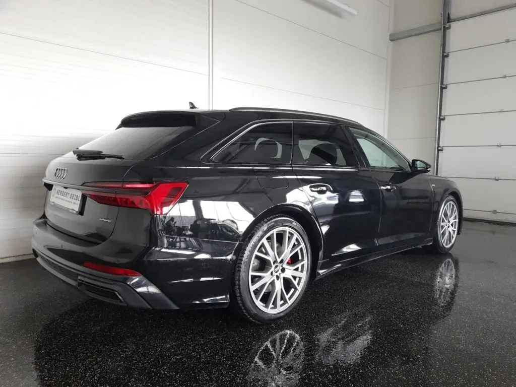 Audi A6 2021 photo 2