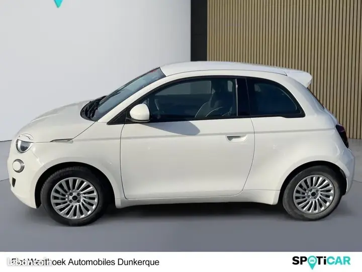 Fiat 500 2023 photo 2