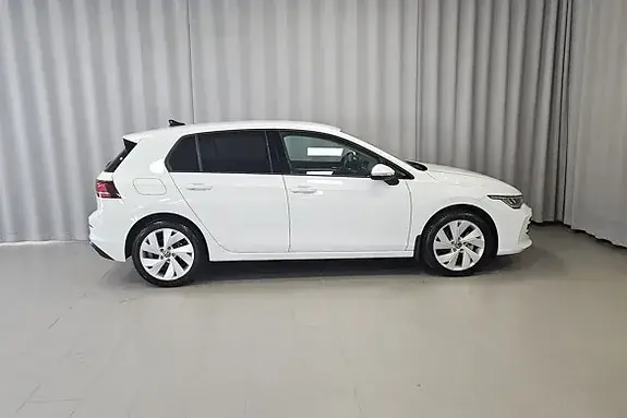 Volkswagen Golf I 2024 photo 4