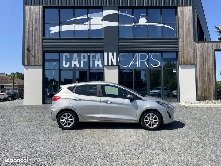 Ford Fiesta 2018 photo 2