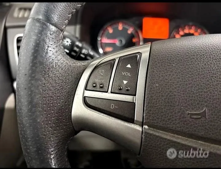 KG Mobility Korando 2011 photo 2