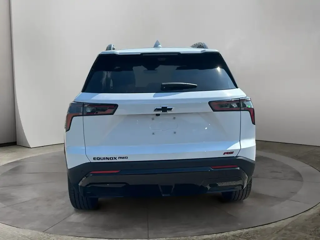 Chevrolet Equinox 2027 photo 4