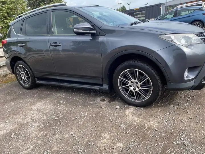 Toyota Rav4 2013 photo 4
