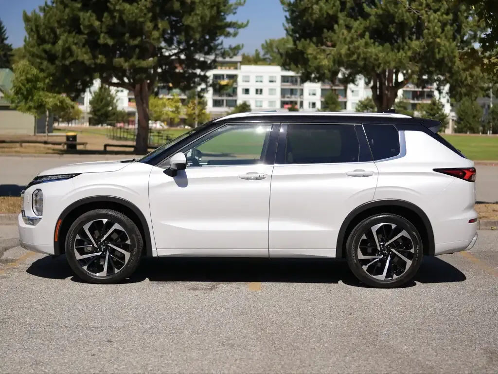 Mitsubishi Outlander 2024 photo 5