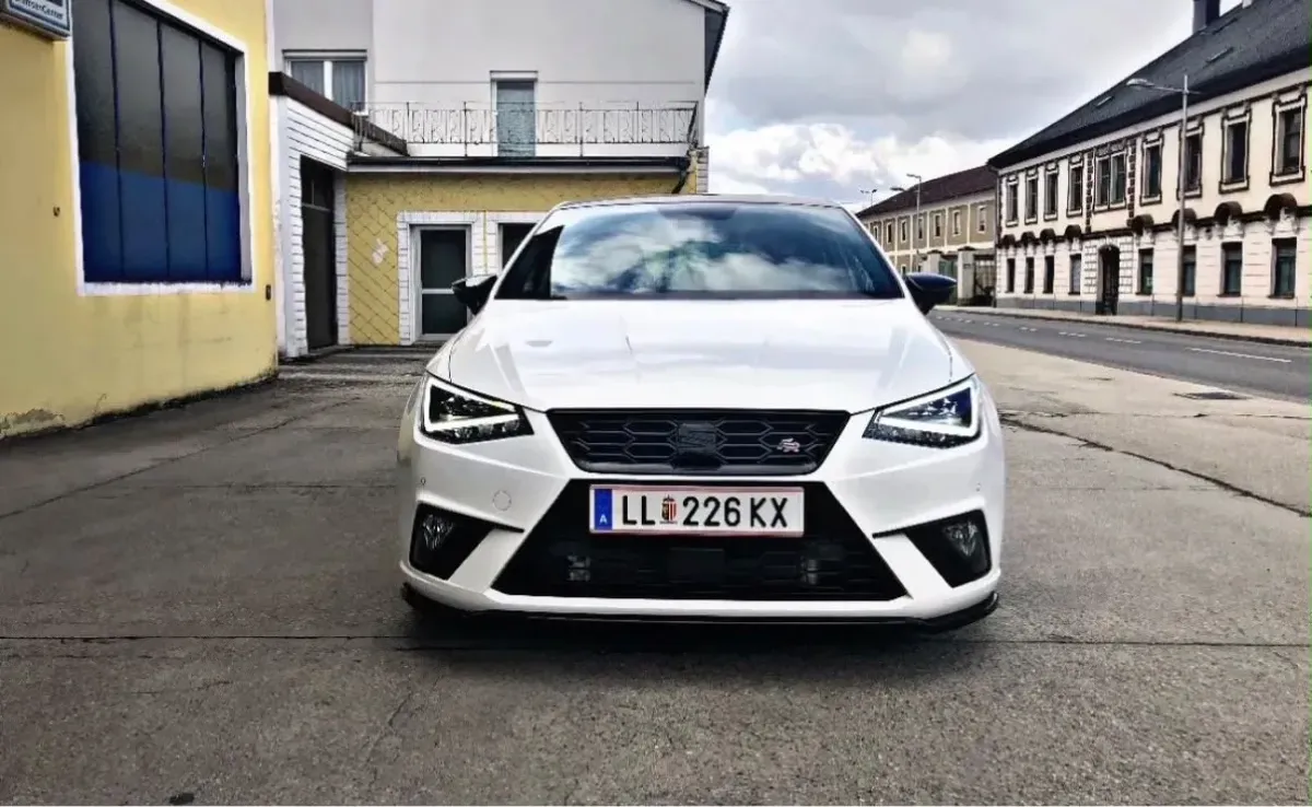 Seat Ibiza 2020 photo 2