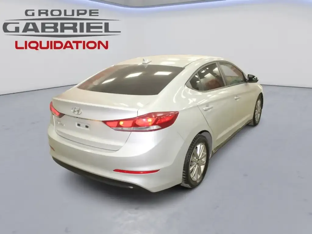 Hyundai Elantra 2017 photo 4
