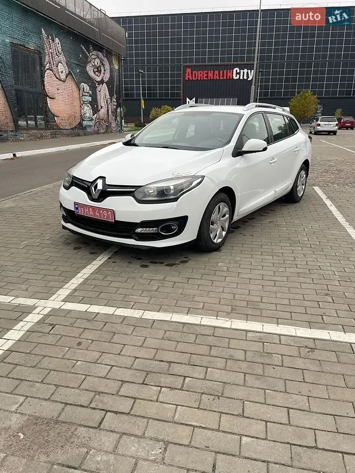Renault Megane 2015 photo 2