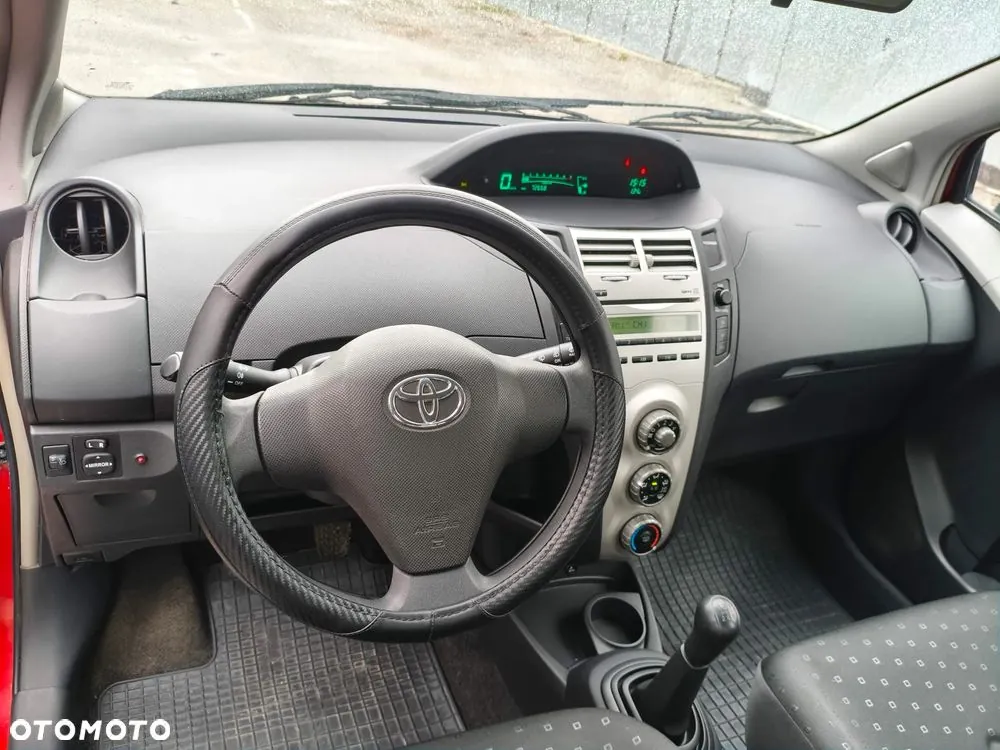 Toyota Yaris 2007 photo 5