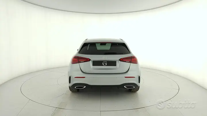 Mercedes-Benz A 180 2026 photo 4