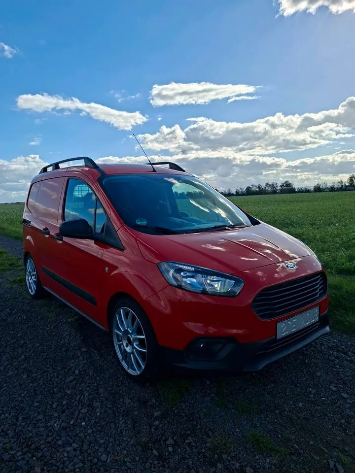Ford Transit Courier