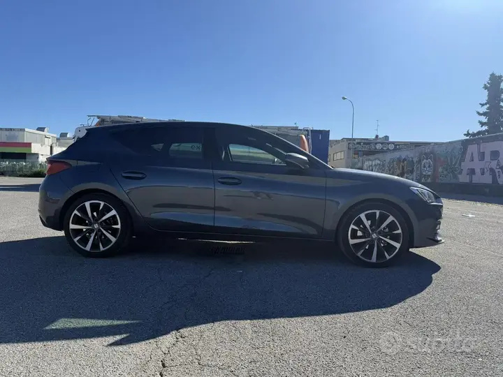 Seat Leon 2023 photo 3