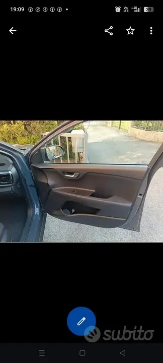 Kia Stonic 2023 photo 5