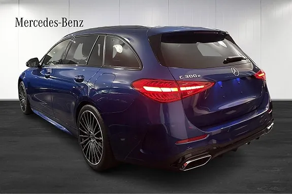 Mercedes-Benz C300 E 2026 photo 3