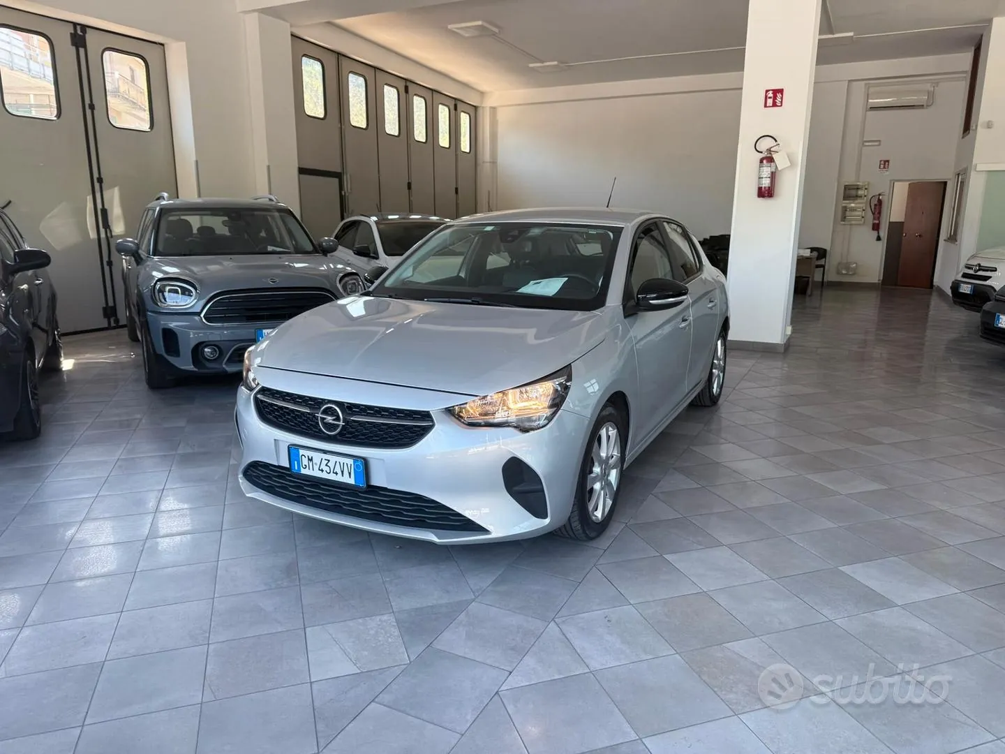 Opel Corsa 2023 photo 2