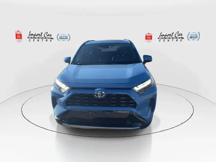 Toyota Rav4 2023 photo 3