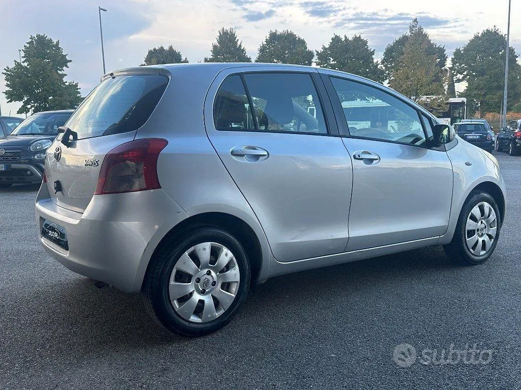 Toyota Yaris 2008 photo 5