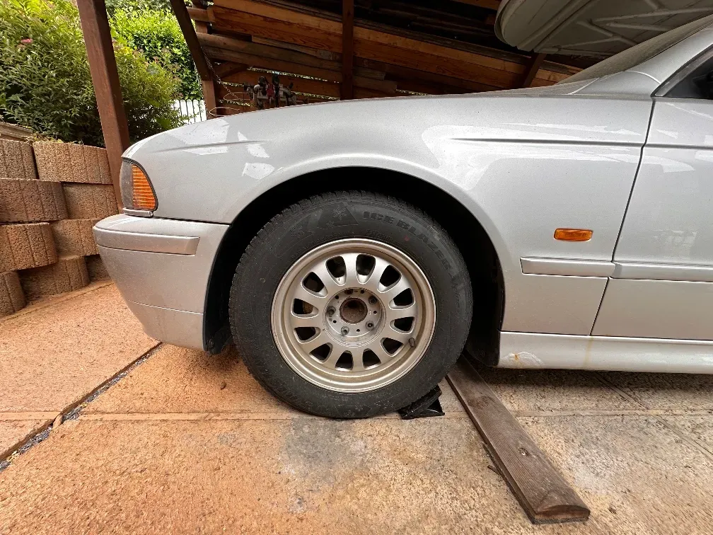 BMW 5 Series 2002 photo 3