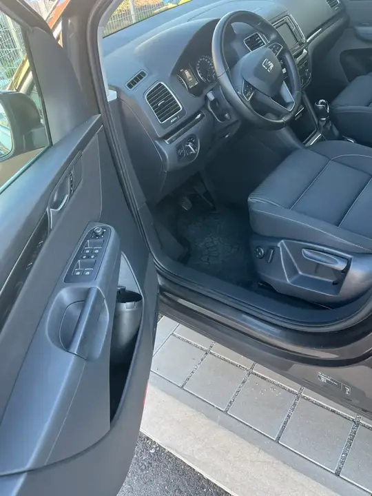 Seat Alhambra 2016 photo 2
