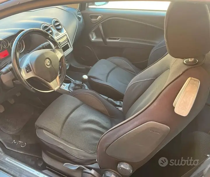 Alfa Romeo Mito 2011 photo 5