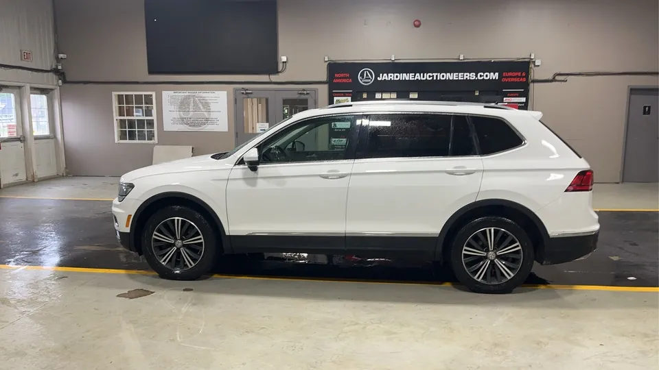 Volkswagen Tiguan 2018 photo 2