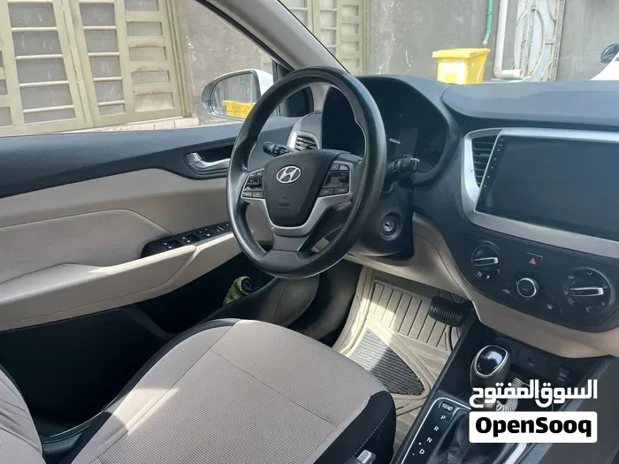 Hyundai Accent 2022 photo 3