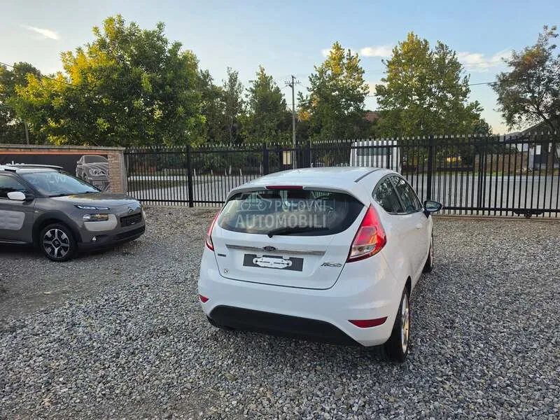 Ford Fiesta 2015 photo 3