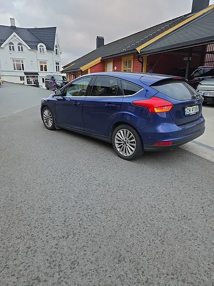 Ford Focus 2014 photo 3