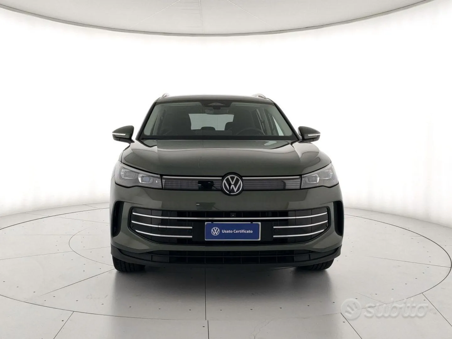 Volkswagen Tiguan 2024 photo 2