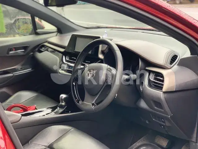 Toyota C-Hr 2017 photo 5