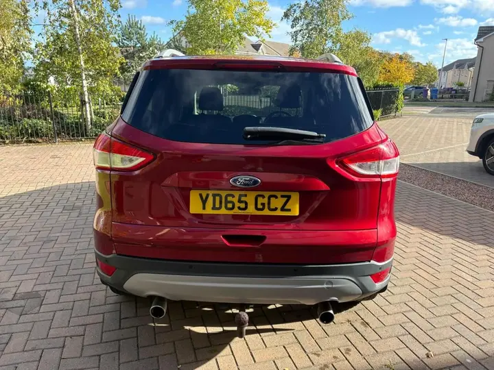 Ford Kuga 2015 photo 4