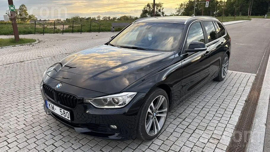 BMW 330