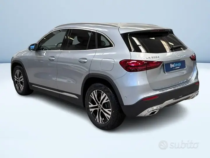 Mercedes-Benz Gla 2026 photo 5