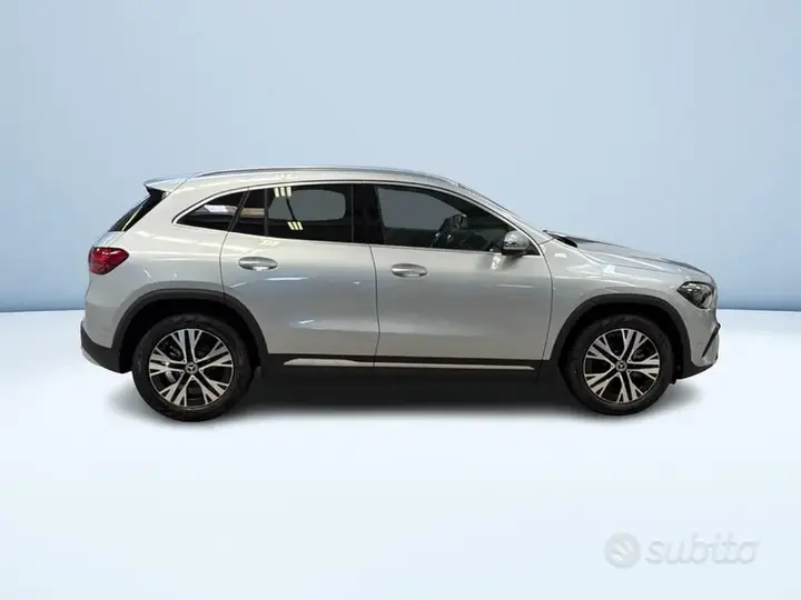 Mercedes-Benz Gla 2026 photo 3