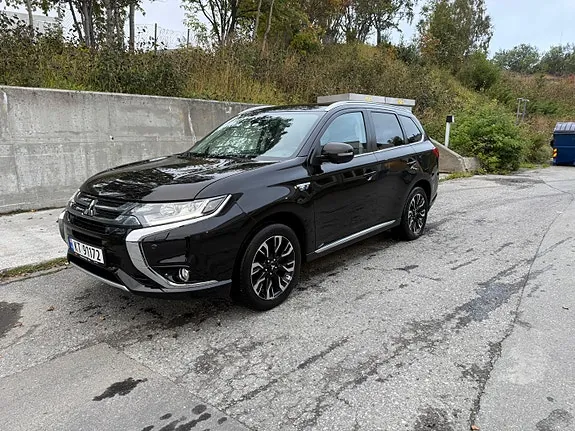 Mitsubishi Outlander 2016 photo 2