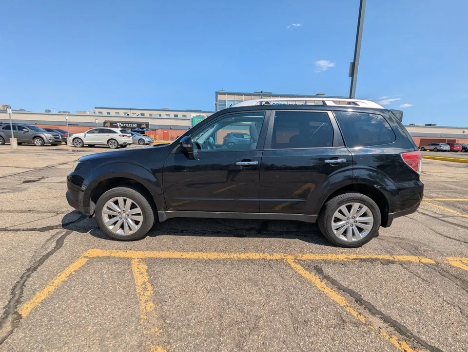 Subaru Forester 2012 photo 4