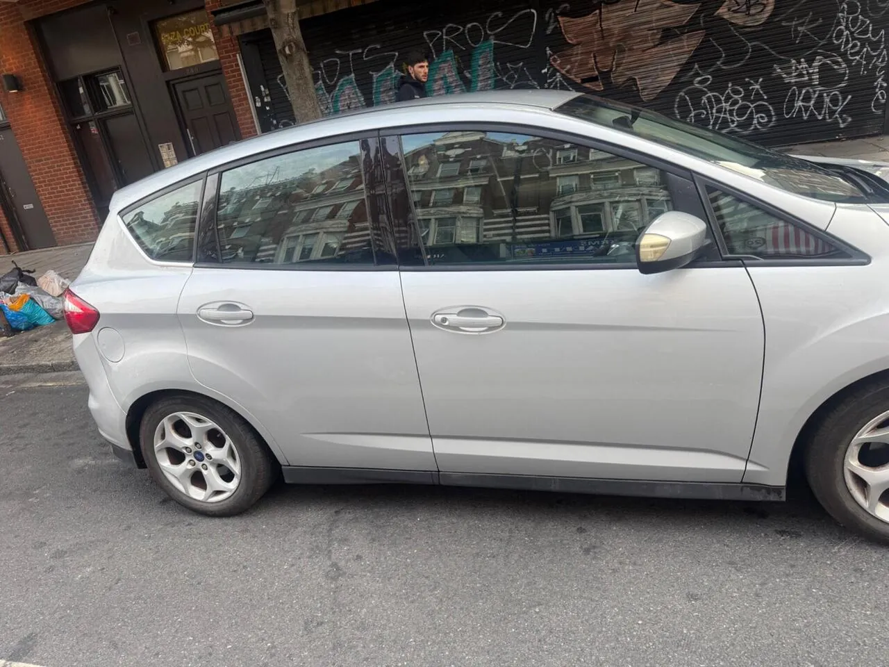 Ford C-Max 2012 photo 2