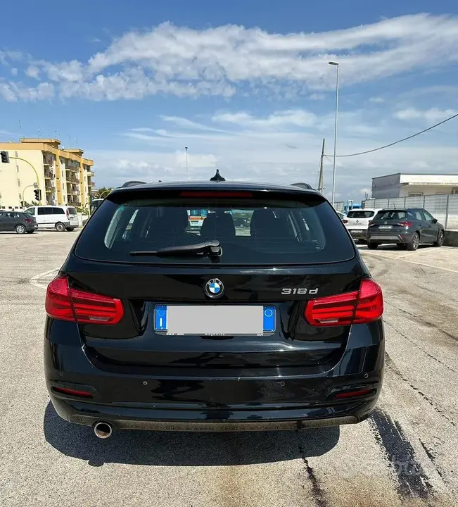 BMW 318D 2017 photo 4