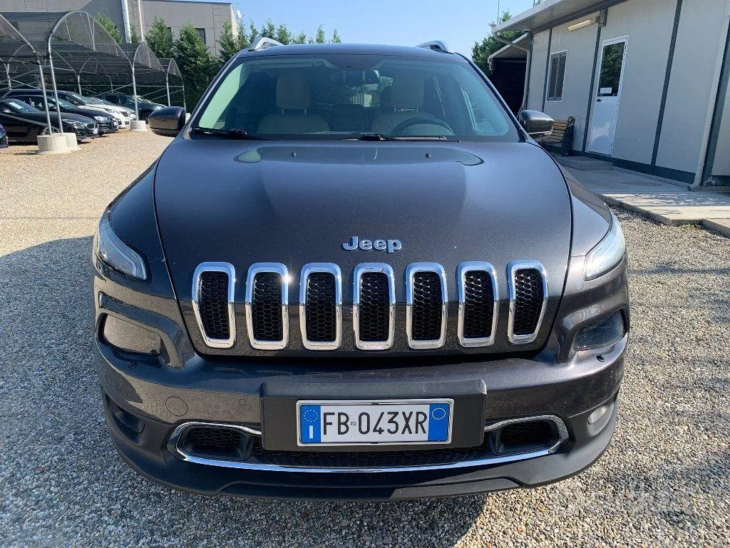 Jeep Cherokee 2016 photo 2
