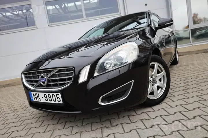 Volvo V60 2011 photo 2