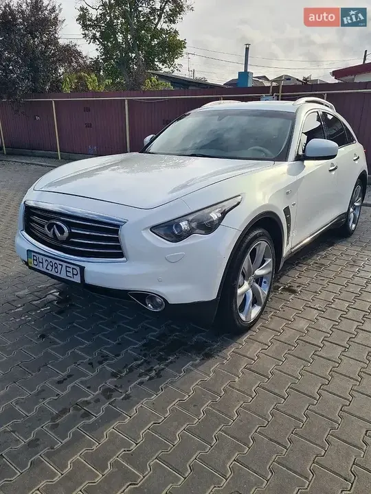 Infiniti Qx70 2013 photo 2