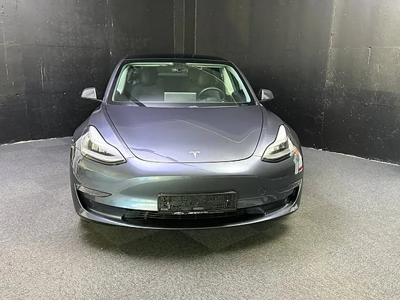 Tesla Model 3 2021 photo 3