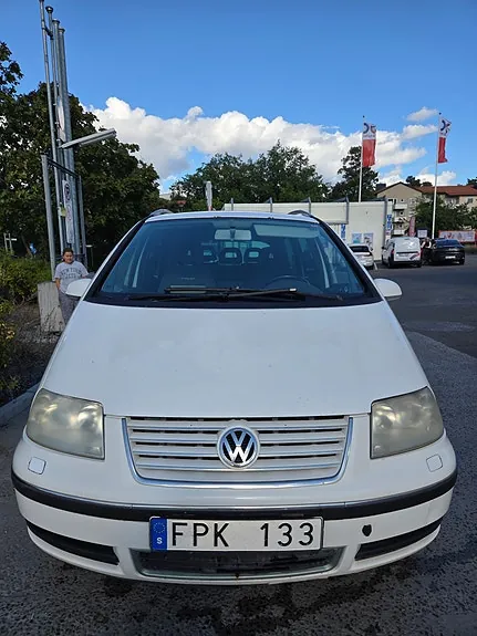 Volkswagen Sharan 2007 photo 2