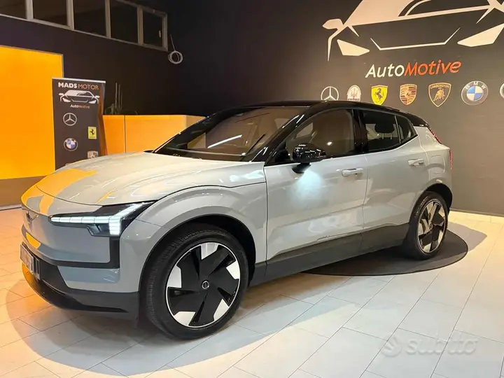 Volvo Ex30 2024 photo 3