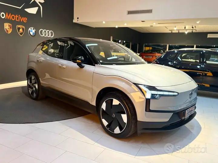 Volvo Ex30 2024 photo 2