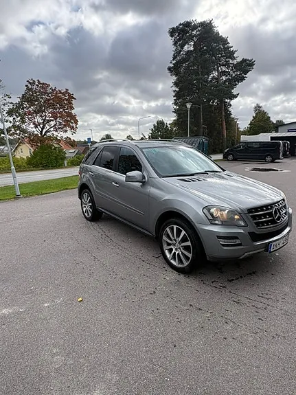Mercedes-Benz Ml300