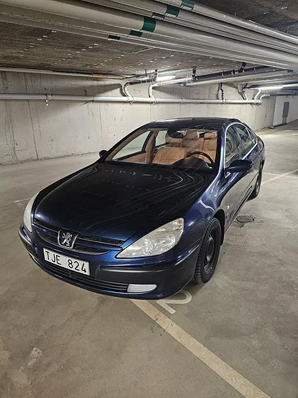 Peugeot 607