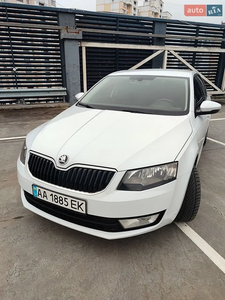 Skoda Octavia 2014 photo 2