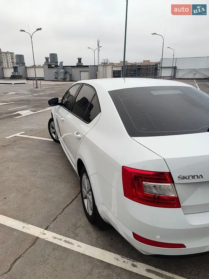 Skoda Octavia 2014 photo 4