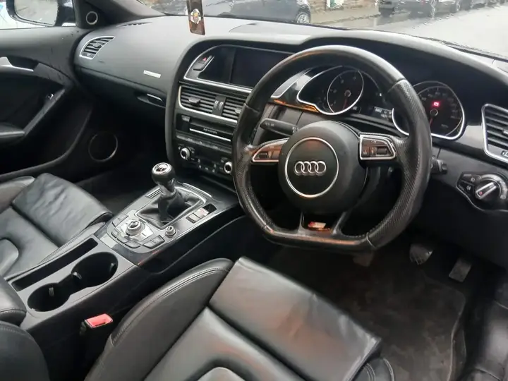Audi A5 2014 photo 4